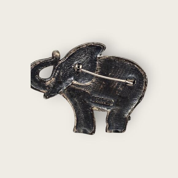 Elephant Brooch – Silver Textured Tribal Design Vintage Pin - Picture 4 of 6
